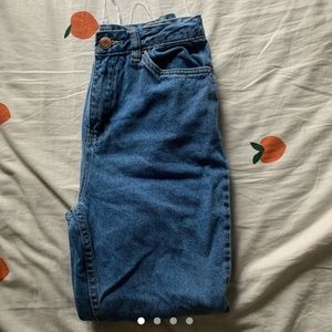 ultra hide rise blue mom jeans